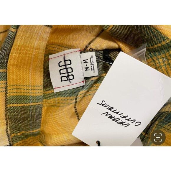 Urban Outfitters BDG Yellow Caleb Sporty Shirt Size M - Picture 9 of 9
